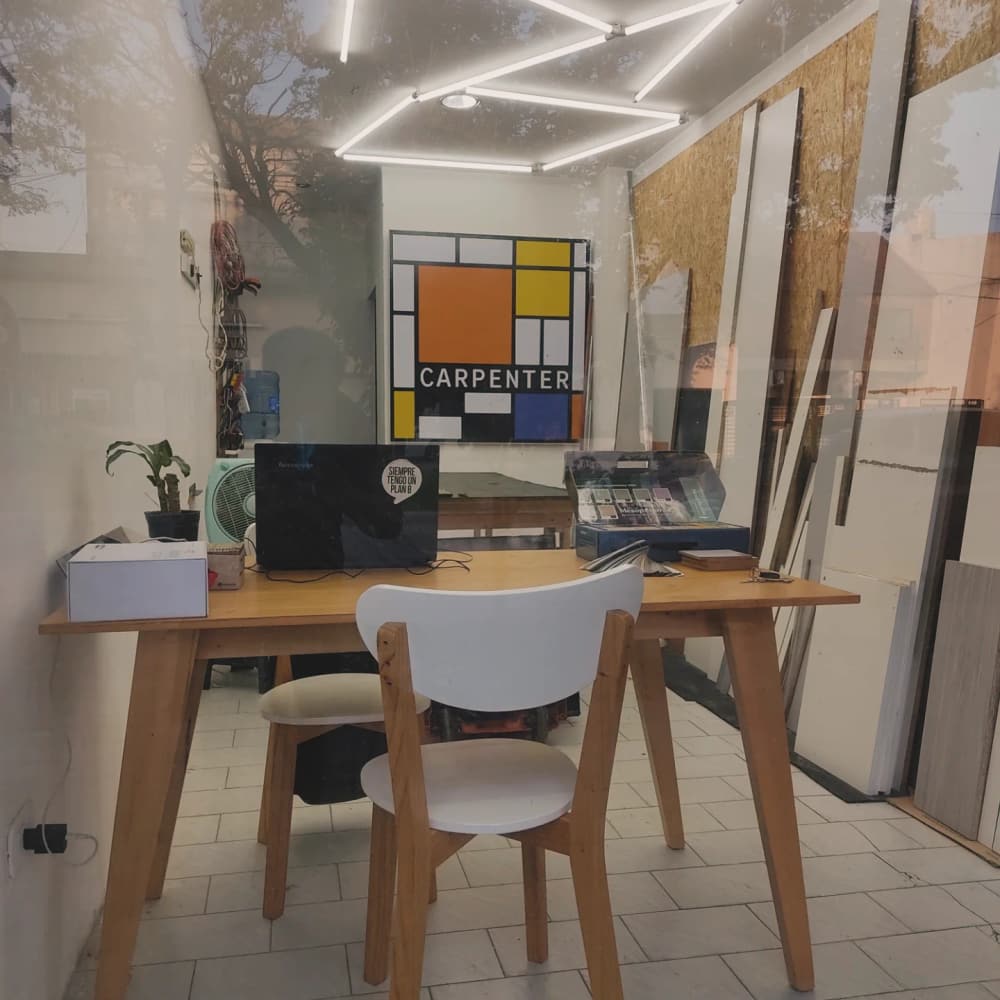 Showroom de Carpenter en La Plata